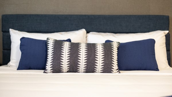 King Bed Wafer 450 Hotel